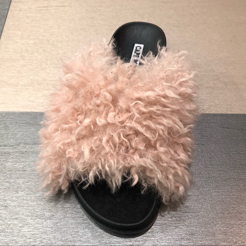 Super cute faux fur slides - Picture 4 of 6